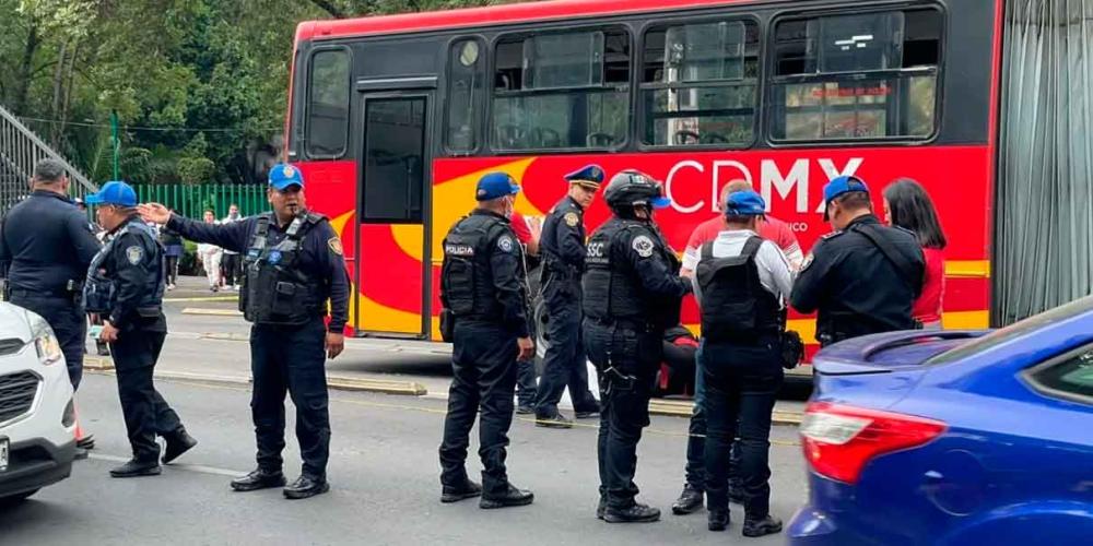 Muere arrollada por Metrobús en la colonia Roma, detienen a conductor
